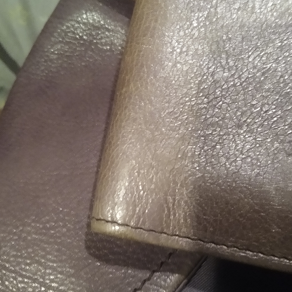 Auth. Prada Wallet - Picture 11 of 16
